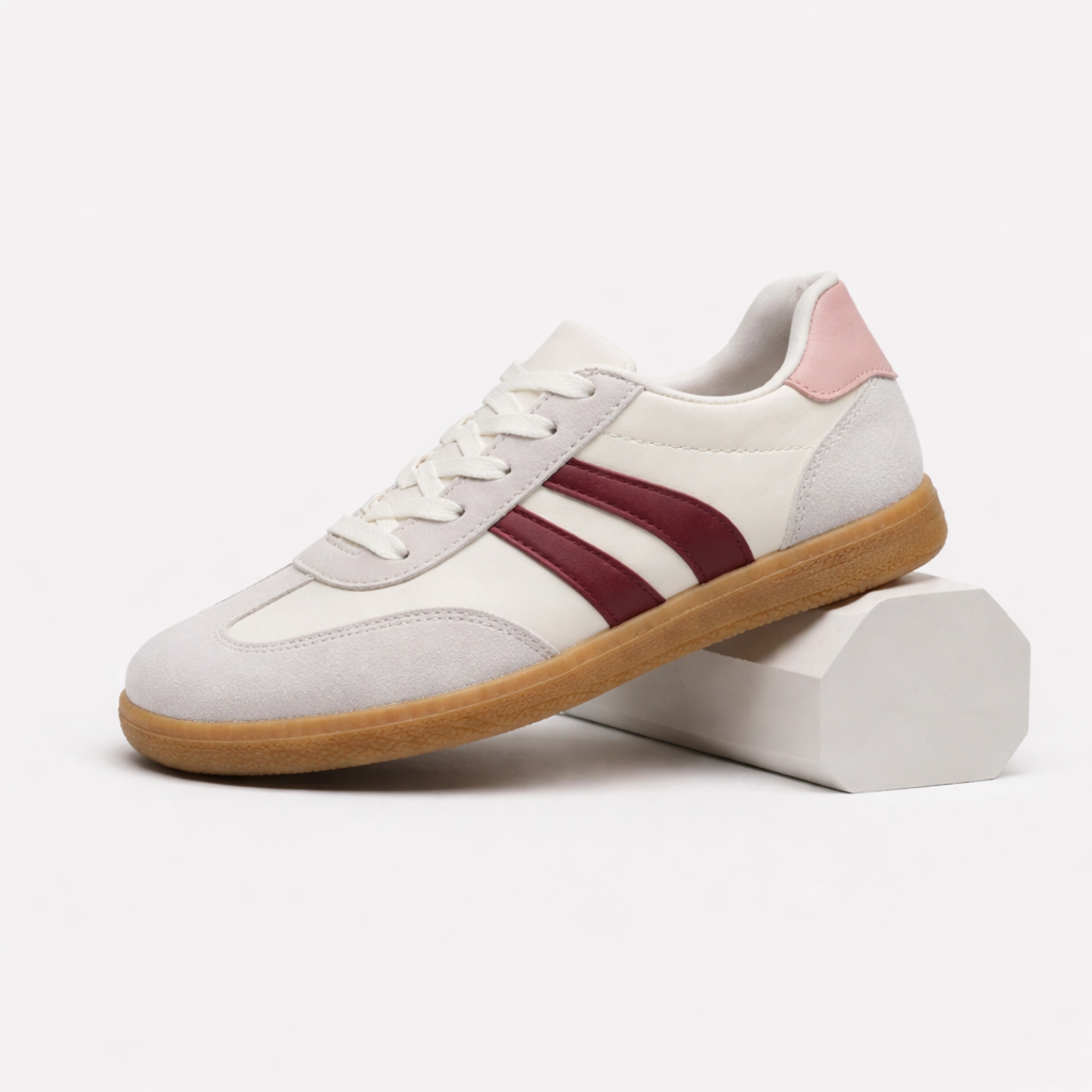 Women’s Classic Leather Sneakers Low Top Casual