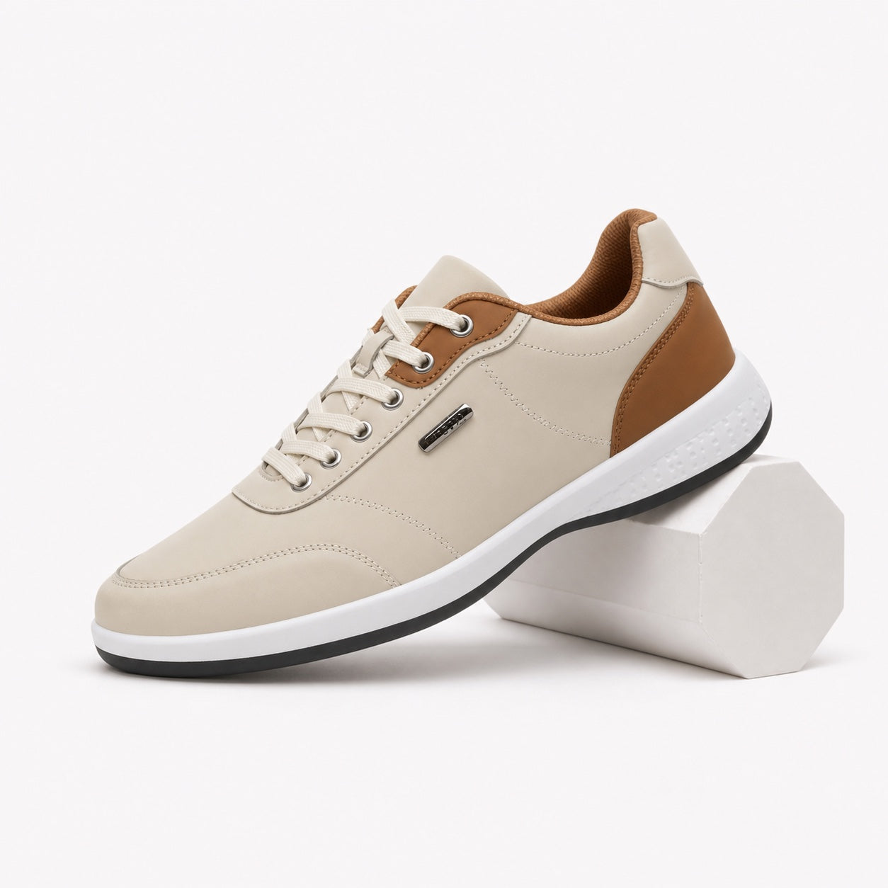 Beige men's contrast trainers product view