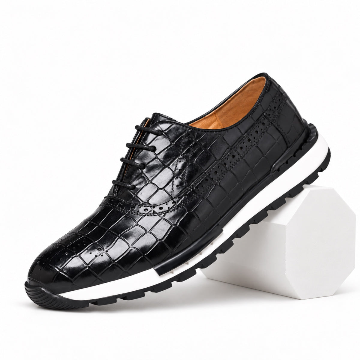 Men's brogue trainers - Black product view