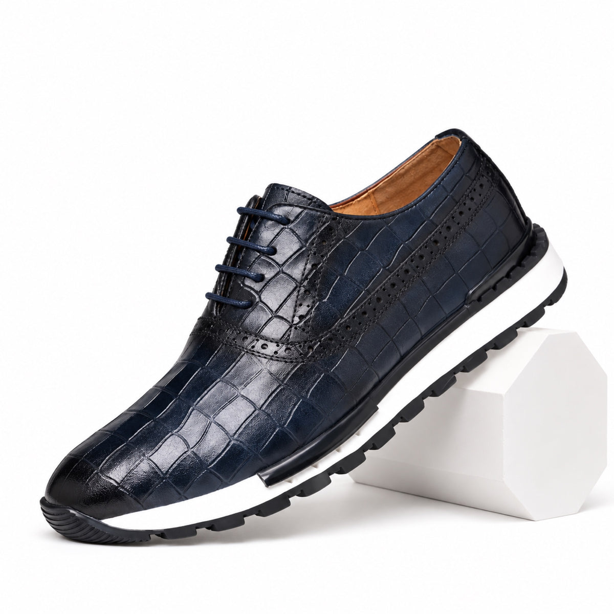 Men's brogue trainers - Blue product view