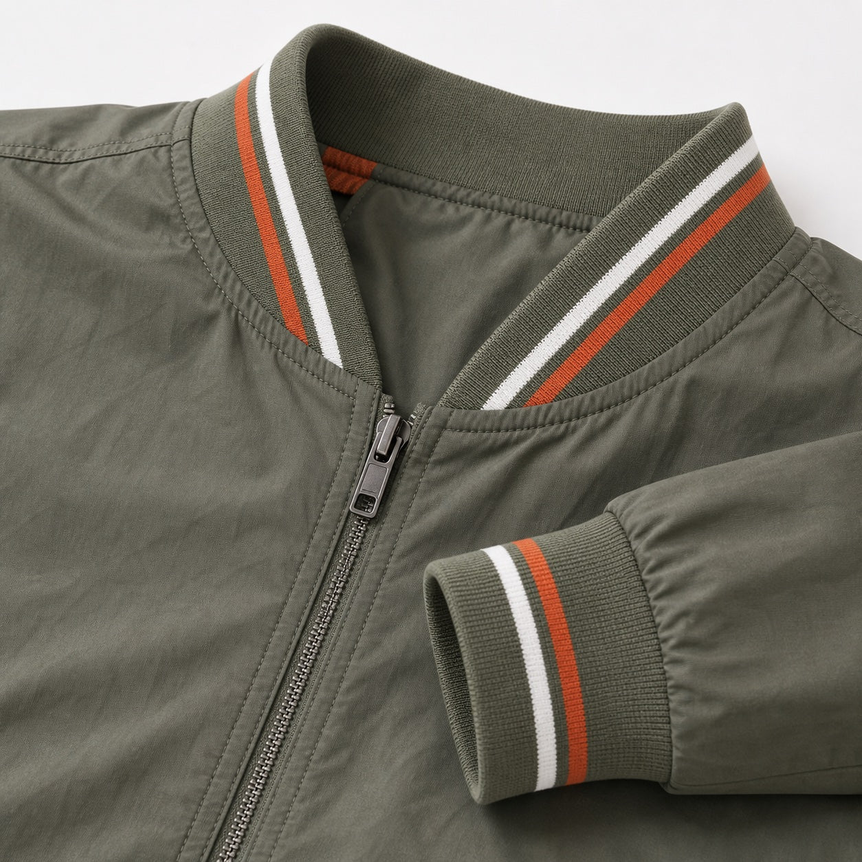 Men's bomber jacket in Army Green detail view