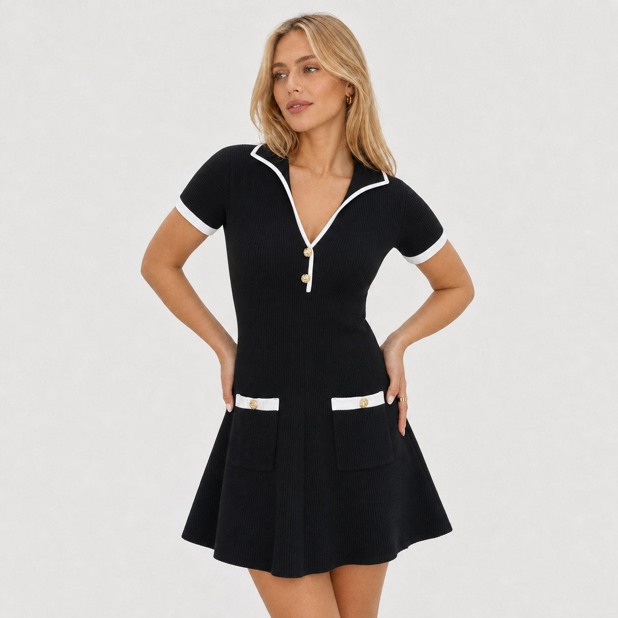 Women's Contrast-Trim Knitted A-Line Mini Dress Short Sleeve Relaxed Fit - Black