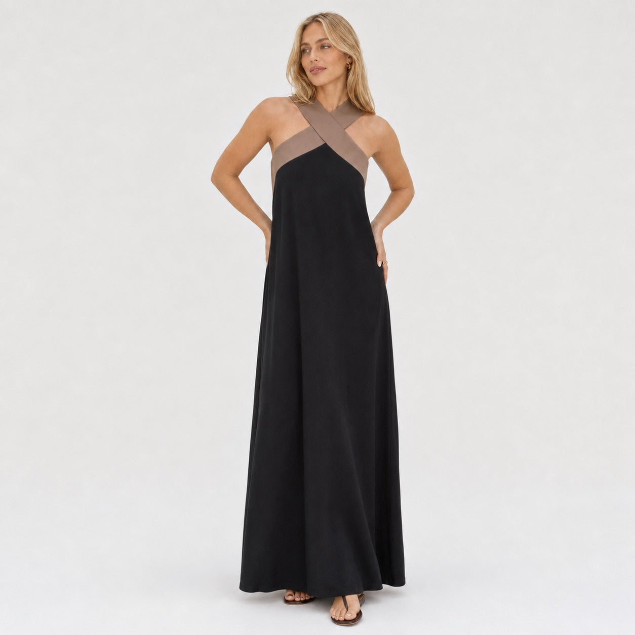 Women's Colour-Block Cross-Neck Maxi Dress Sleeveless Relaxed Fit - Black