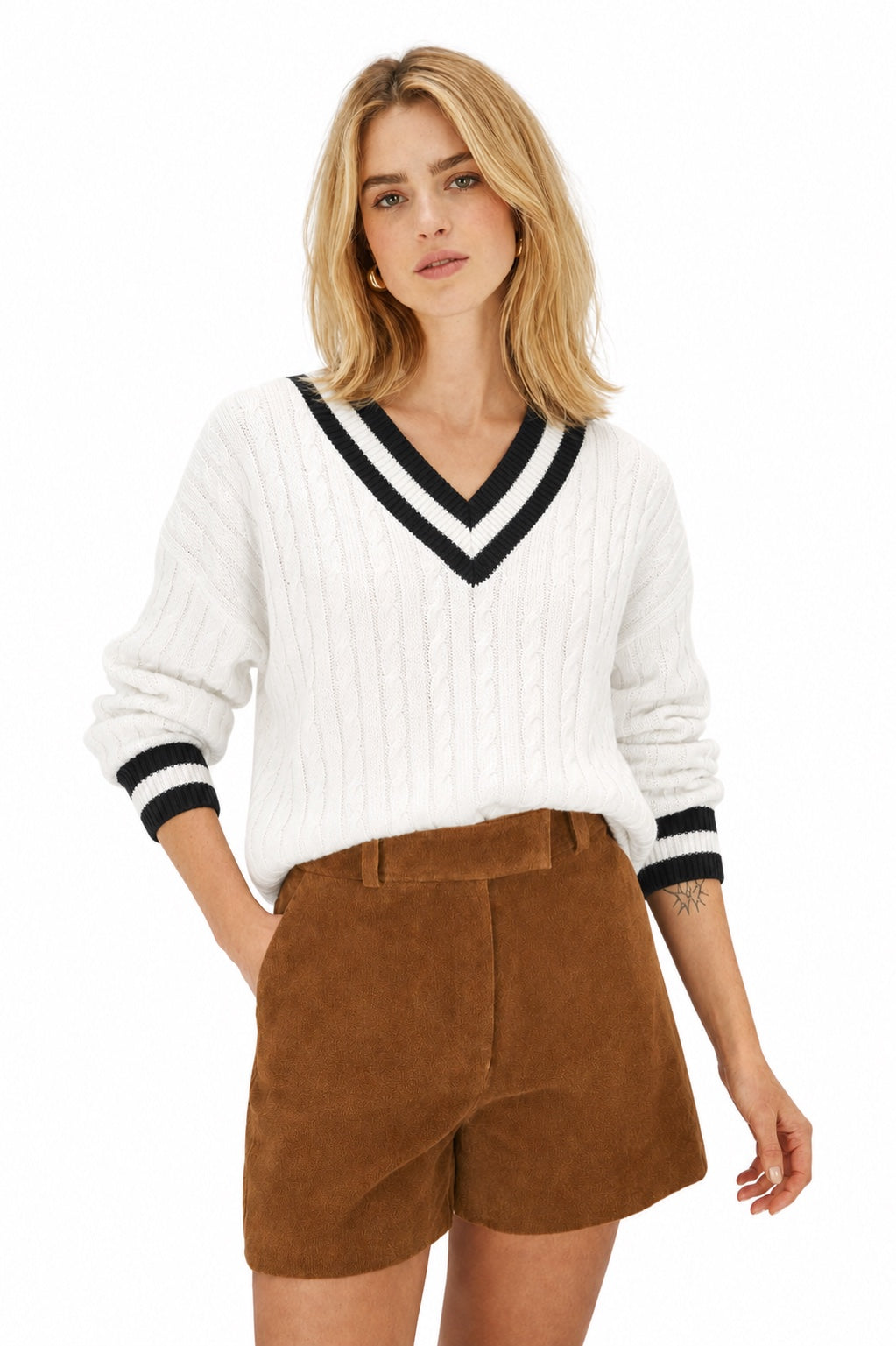 Women's Cable-Knit V-Neck Jumper Varsity Trim Relaxed Fit - White close front